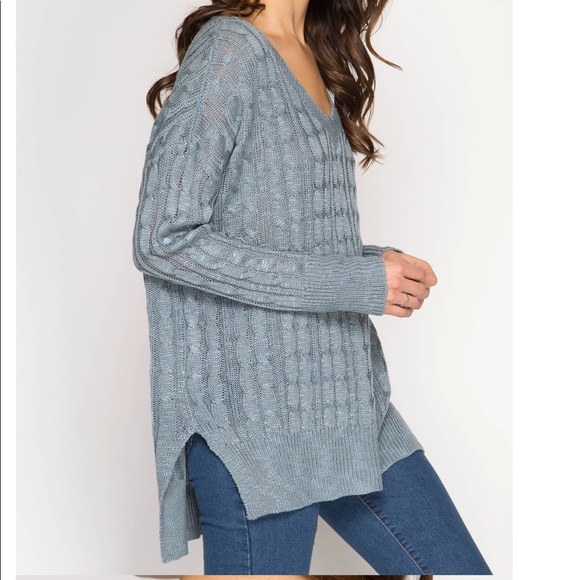 Lattice back cable knit gray sweater - Picture 2 of 7